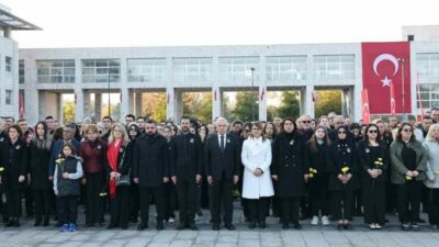 Nilüfer’de Ulu Önder Atatürk özlemle anıldı