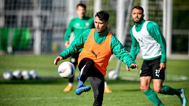 Bursaspor’da 23 Elazığ FK maçı hazırlıkları sürüyor