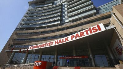 CHP’de patlayan liderlik krizi nasıl yansıyor? Bursa eski İl Başkanı yorumladı…