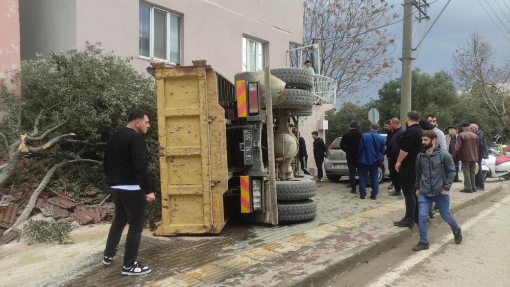 Bursa’da kamyon dehşeti