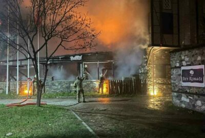 Bursa’da bu kez de otel yangını! Alevler geceyi aydınlattı