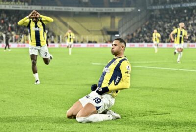 Fenerbahçe’nin zirve takibi sürüyor