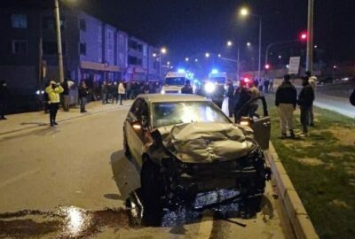 Bursa’da araçlar kafa kafaya çarpıştı: Çok sayıda yaralı var