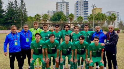 Bursaspor 6 ligde birden şampiyonluğa koşuyor