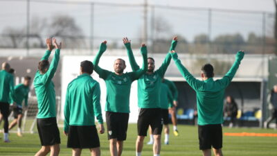 Bursaspor’da iki isim daha kampa katıldı