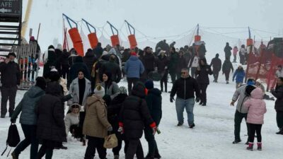 Uludağ’a turist akını