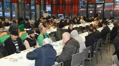 Bursa Osmangazi’de iftar bereketi! 30 bin ramazan kolisi